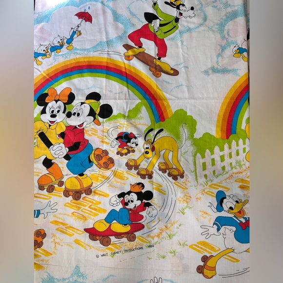 Vintage 1980 Walt Disney Productions Mickey Minnie Mouse Bedsheet Fabric Cartoon - Picture 7 of 7